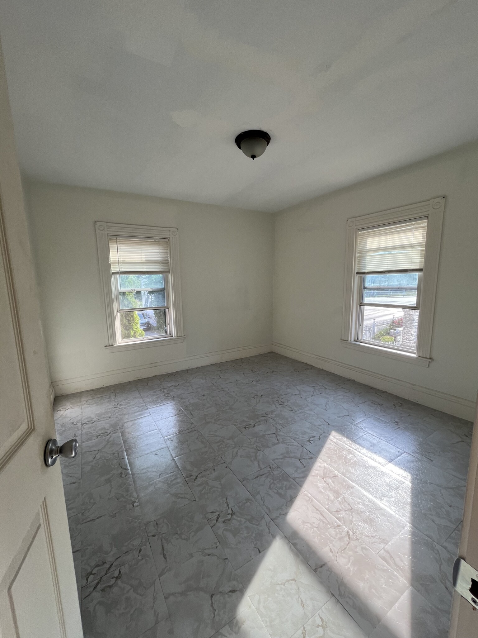 4 bed, 1 bath apartment for rent at 294 Whiting Ave, East Dedham — photo 8 of 15