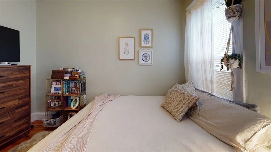3 bed, 2 bath apartment for rent at 295-297 Washington St Unit 297, Quincy — photo 7 of 13