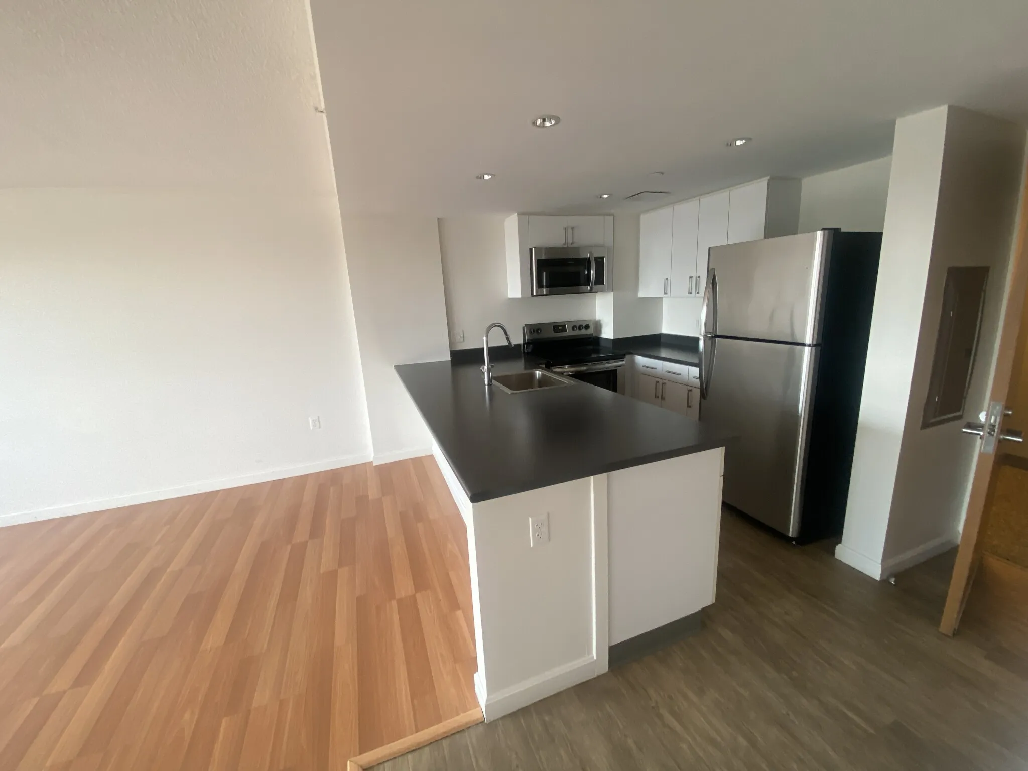 2 bed, 2 bath apartment for rent at 295 Harvard St Unit 1004, Mid-Cambridge — photo 7 of 24