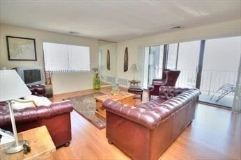 2 bed, 2 bath apartment for rent at 295 Lynn Shore Dr Unit 307, Lynn — photo 14 of 25
