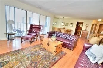 2 bed, 2 bath apartment for rent at 295 Lynn Shore Dr Unit 307, Lynn — photo 11 of 25