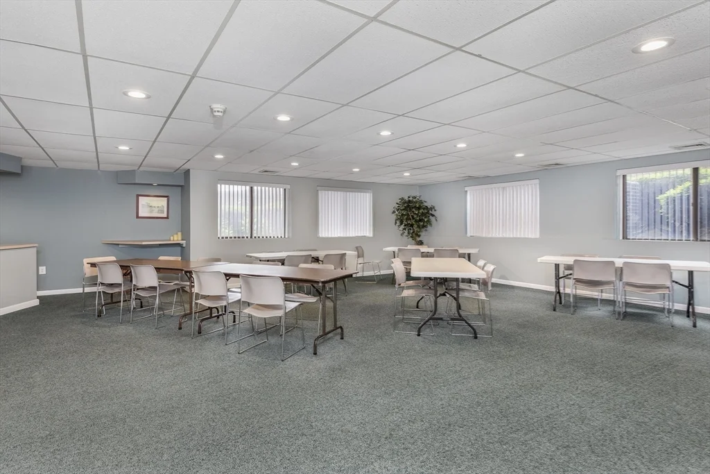 2 bed, 2 bath apartment for rent at 295 Lynn Shore Dr Unit 307, Lynn — photo 24 of 25