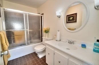 2 bed, 2 bath apartment for rent at 295 Lynn Shore Dr Unit 307, Lynn — photo 21 of 25