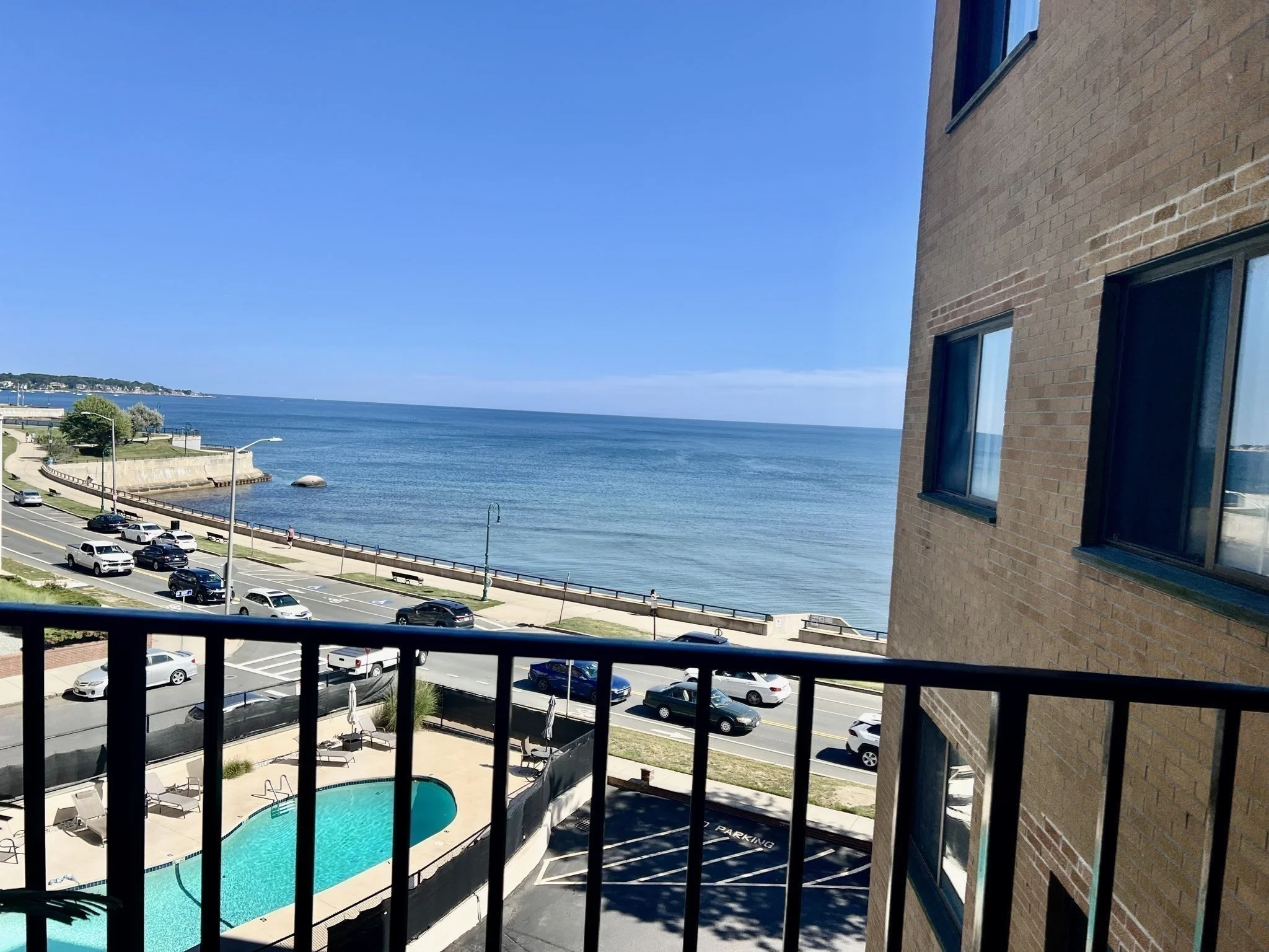 1 bed, 1 bath apartment for rent at 295 Lynn Shore Dr Unit 403, Lynn — photo 18 of 21
