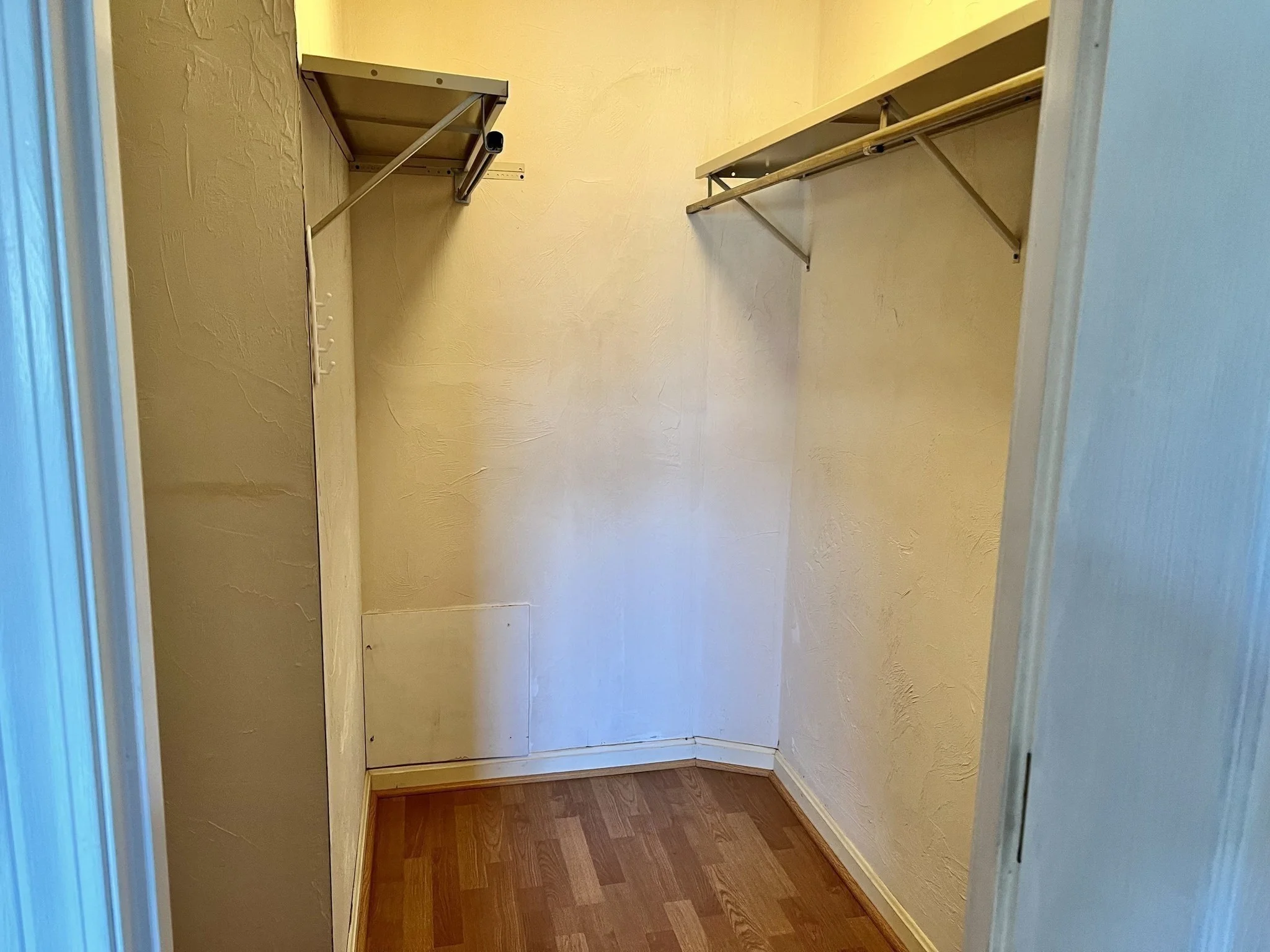 1 bed, 1 bath apartment for rent at 295 Lynn Shore Dr Unit 403, Lynn — photo 15 of 21