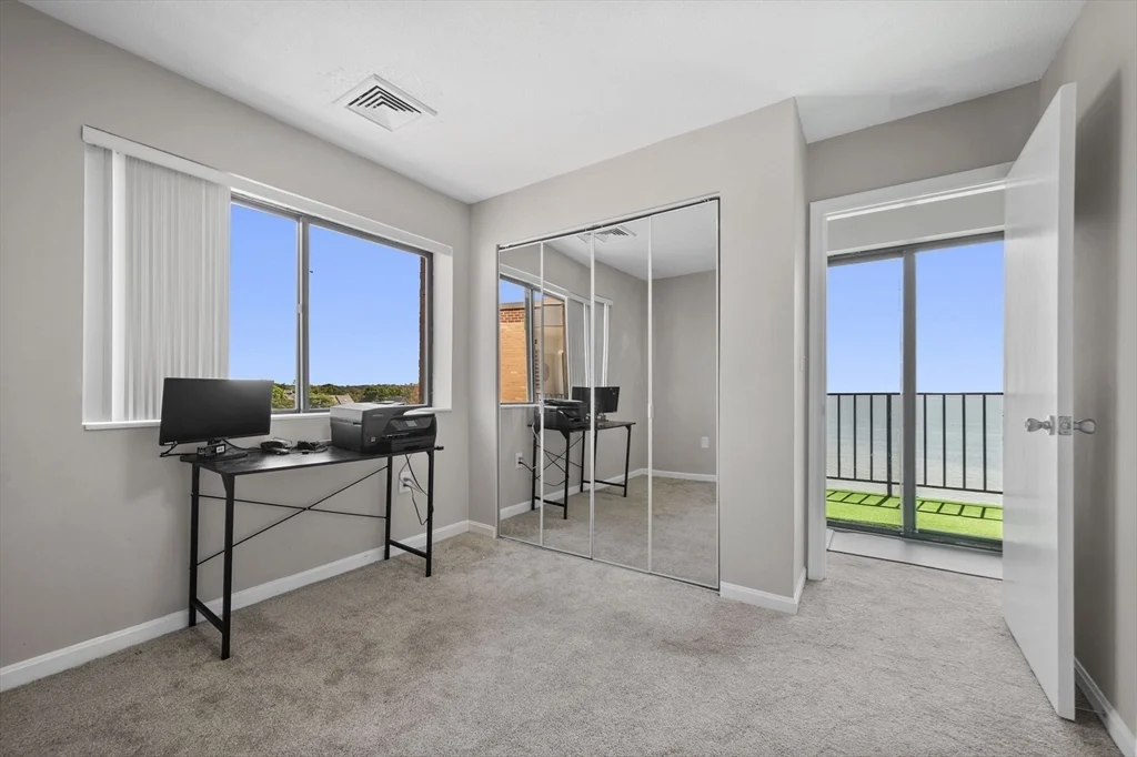 2 bed, 1 bath apartment for rent at 295 Lynn Shore Dr Unit 705, Diamond District — photo 6 of 21