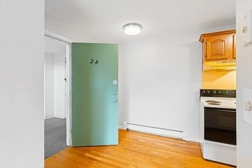 1 bed, 1 bath apartment for rent at 295 Main St Unit 24, Reading — photo 2 of 14