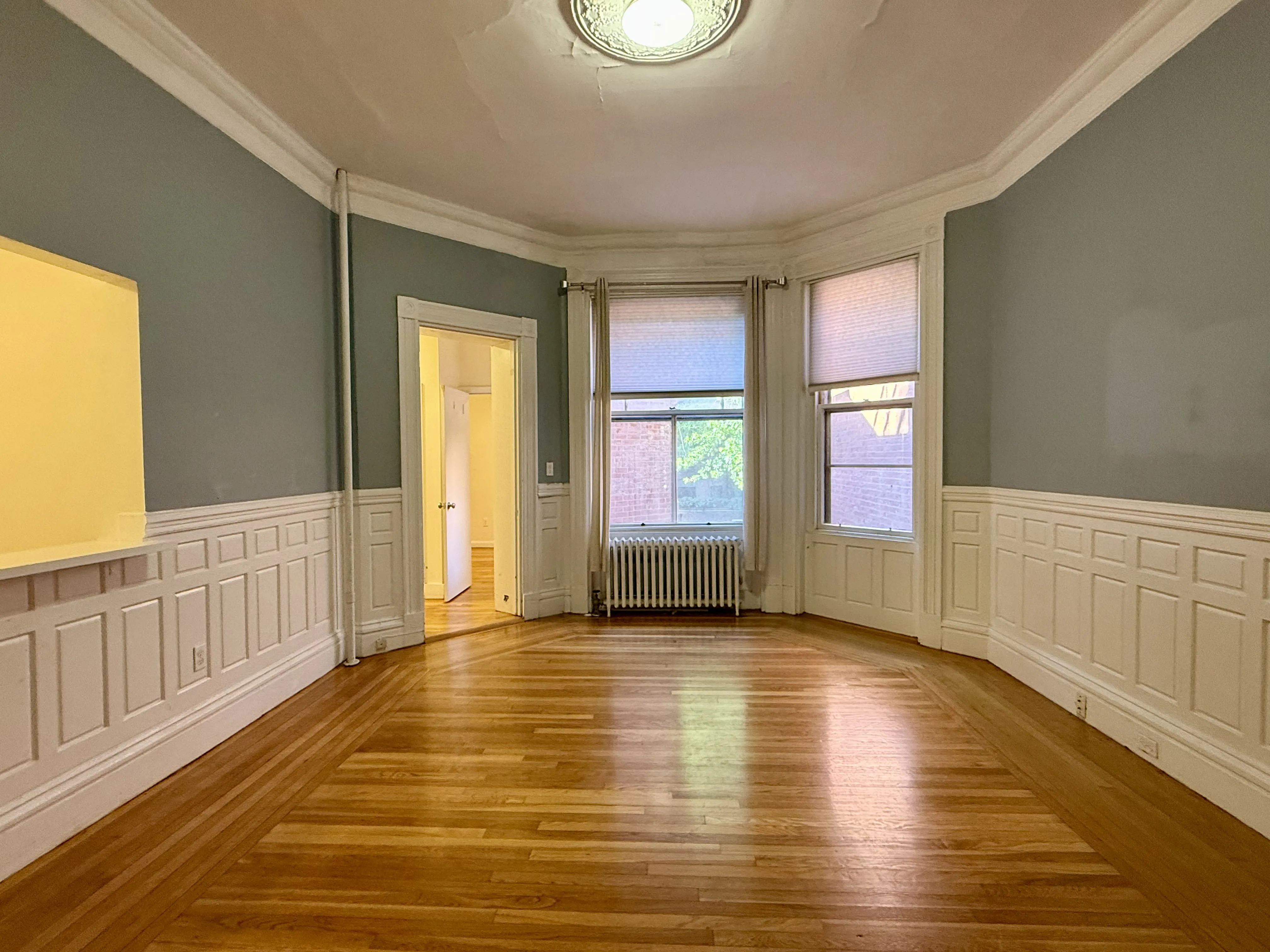 2 bed, 1 bath apartment for rent at 295 Newbury St Unit 5A, Back Bay — photo 2 of 16