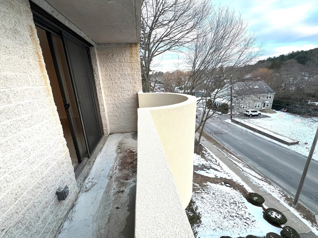 2 bed, 2 bath apartment for rent at 295 West Wyoming Ave Unit 9C, Stoneham — photo 12 of 22