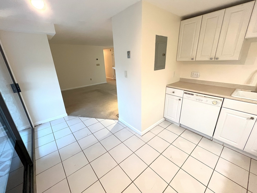 2 bed, 2 bath apartment for rent at 295 West Wyoming Ave Unit 9C, Stoneham — photo 6 of 22