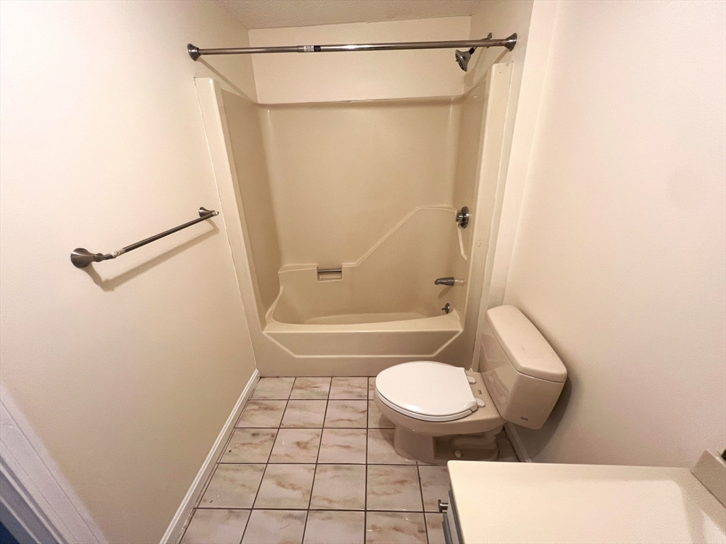 2 bed, 2 bath apartment for rent at 295 West Wyoming Ave Unit 9C, Stoneham — photo 16 of 22