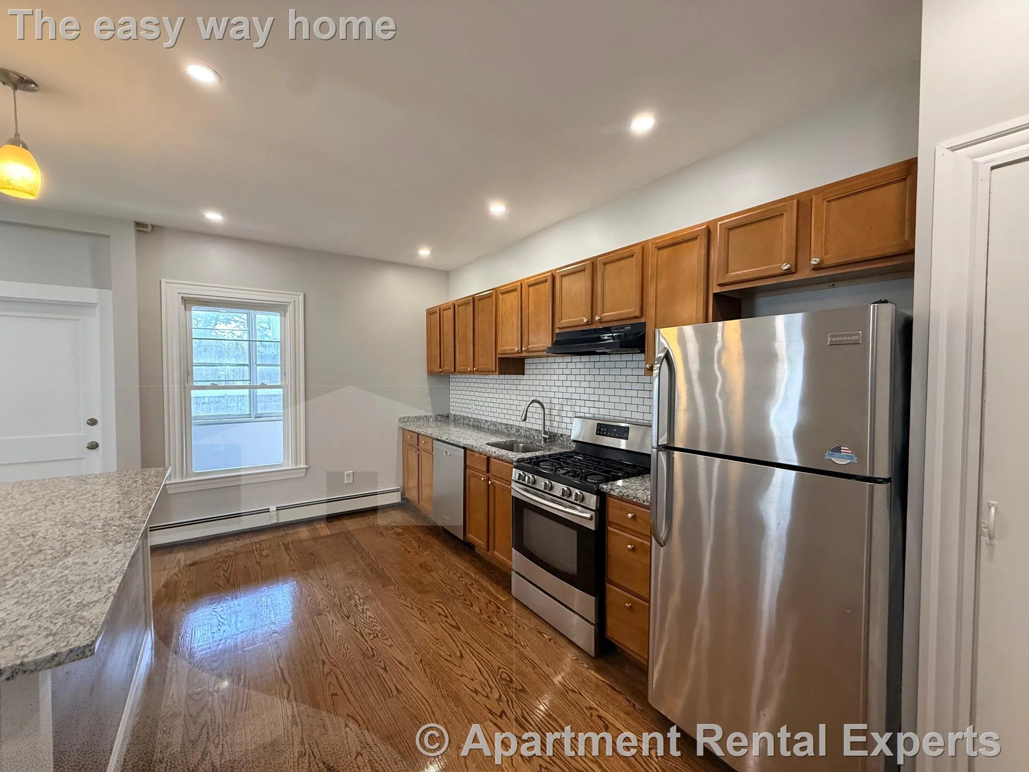3 bed, 1 bath apartment for rent at 295 Windsor St Unit 1, Kendall Square — photo 3 of 12