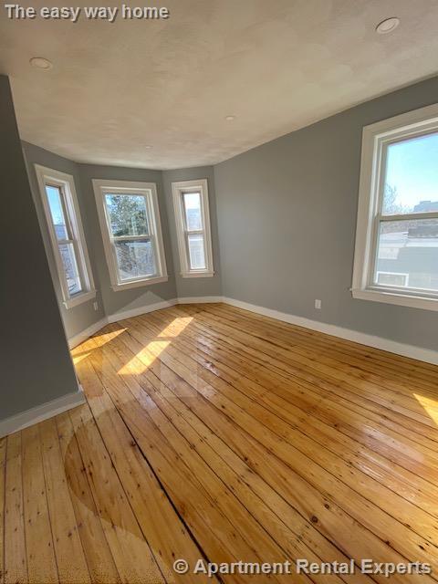 4 bed, 1 bath apartment for rent at 295 Windsor St Unit 7, Kendall Square — photo 3 of 10