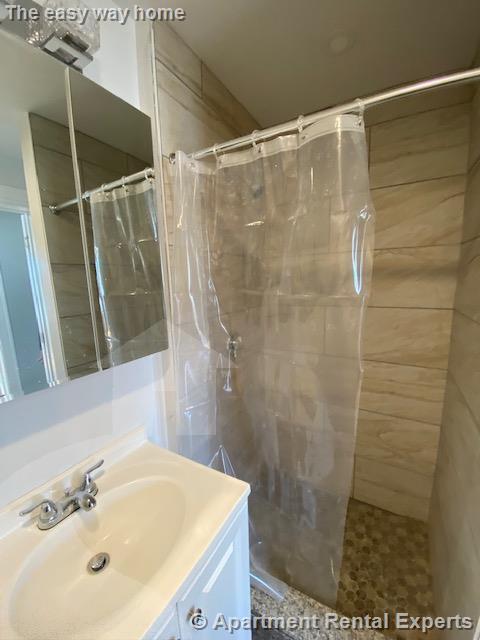 4 bed, 1 bath apartment for rent at 295 Windsor St Unit 7, Kendall Square — photo 8 of 10