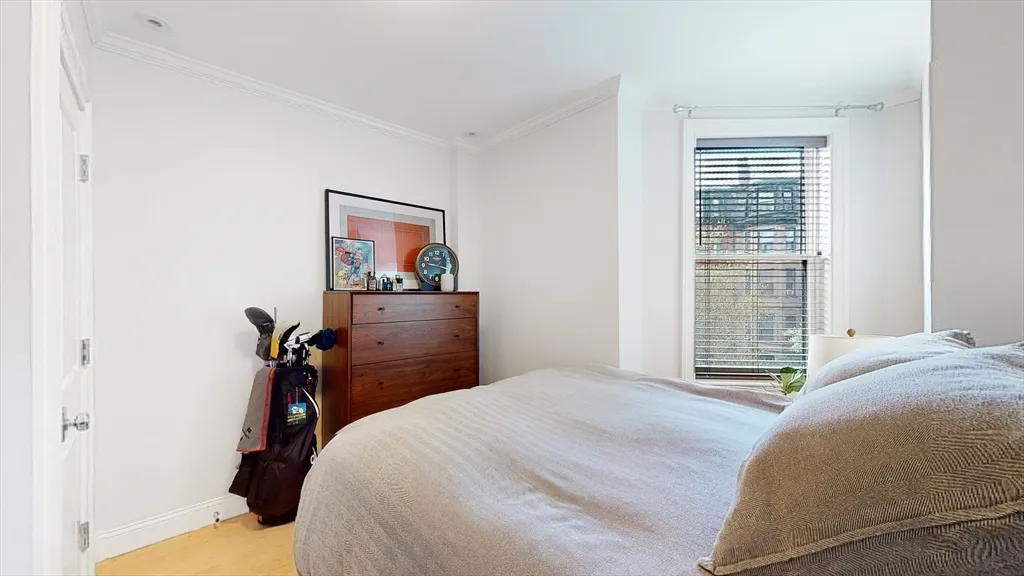 1 bed, 1 bath apartment for rent at 296 Beacon St Unit 5, Back Bay — photo 11 of 13