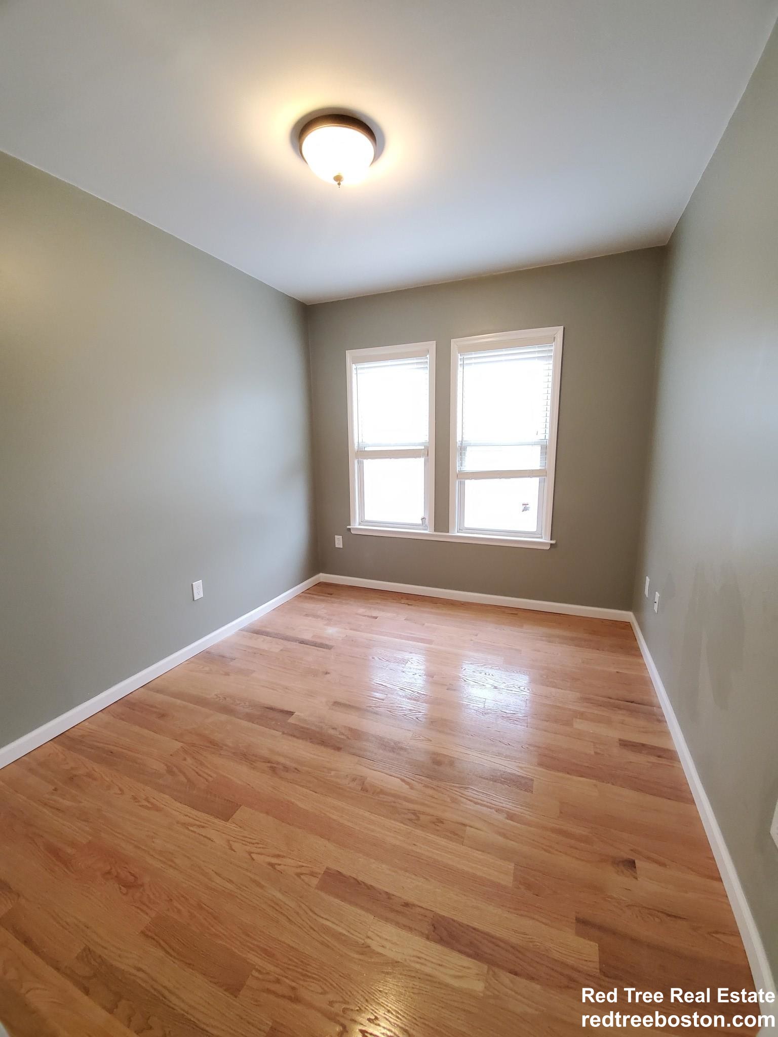 3.5 bed, 2 bath apartment for rent at 296 Brookline St Unit 2, Cambridgeport — photo 6 of 11