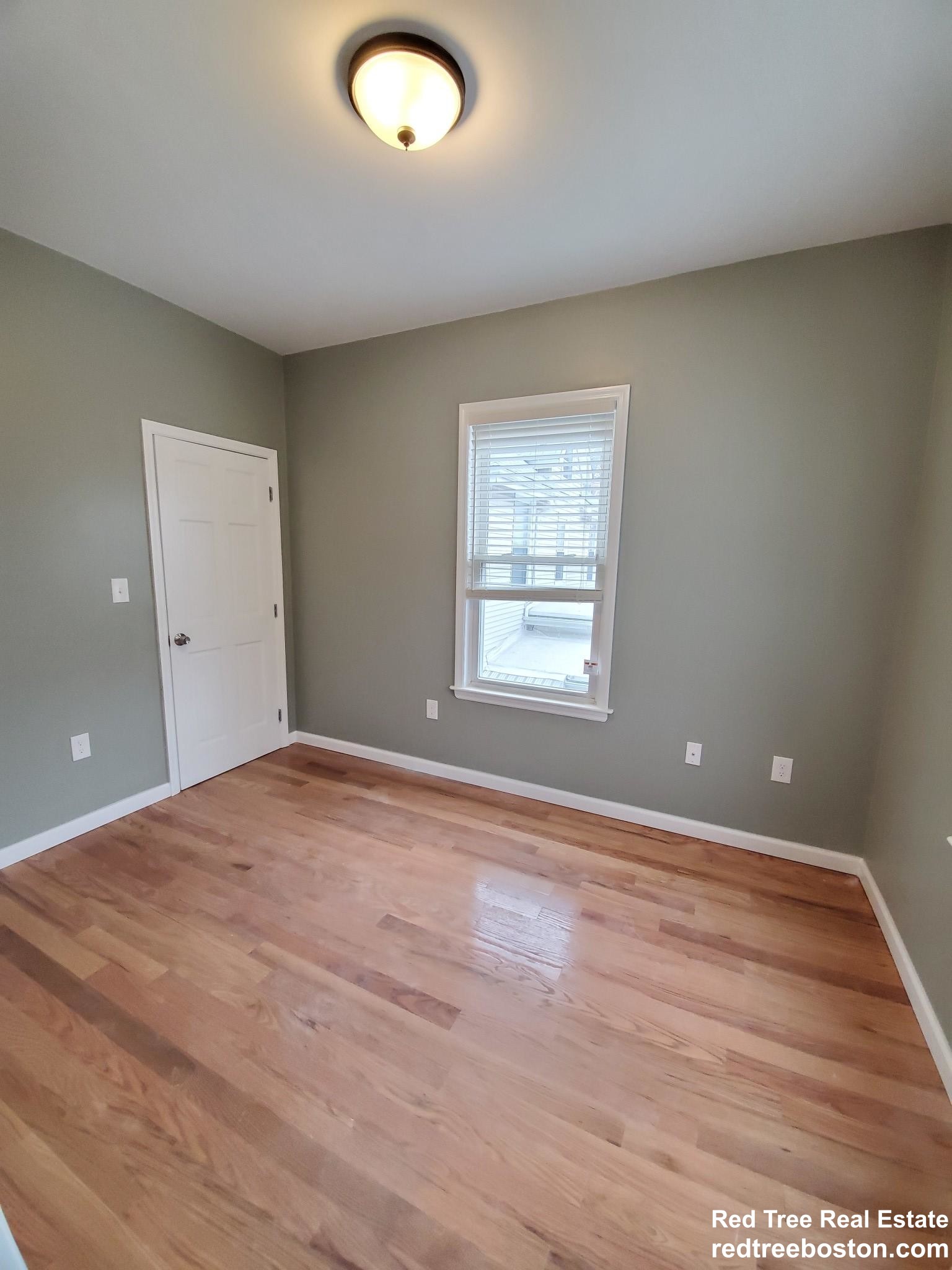 3.5 bed, 2 bath apartment for rent at 296 Brookline St Unit 2, Cambridgeport — photo 7 of 11