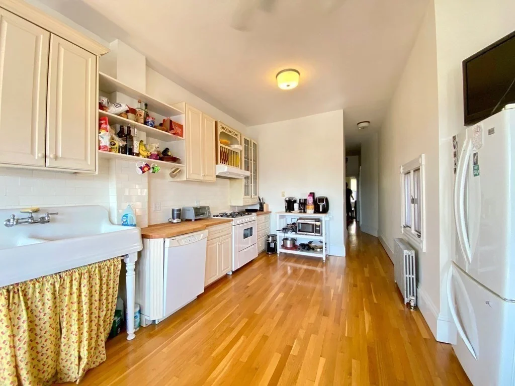 3 bed, 2 bath apartment for rent at 296 Bunker Hill St Unit 2, Charlestown — photo 7 of 12