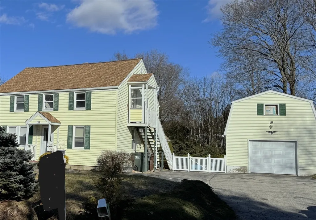 2 bed, 1 bath apartment for rent at 296 Central St Unit 1, Auburn — photo 8 of 8