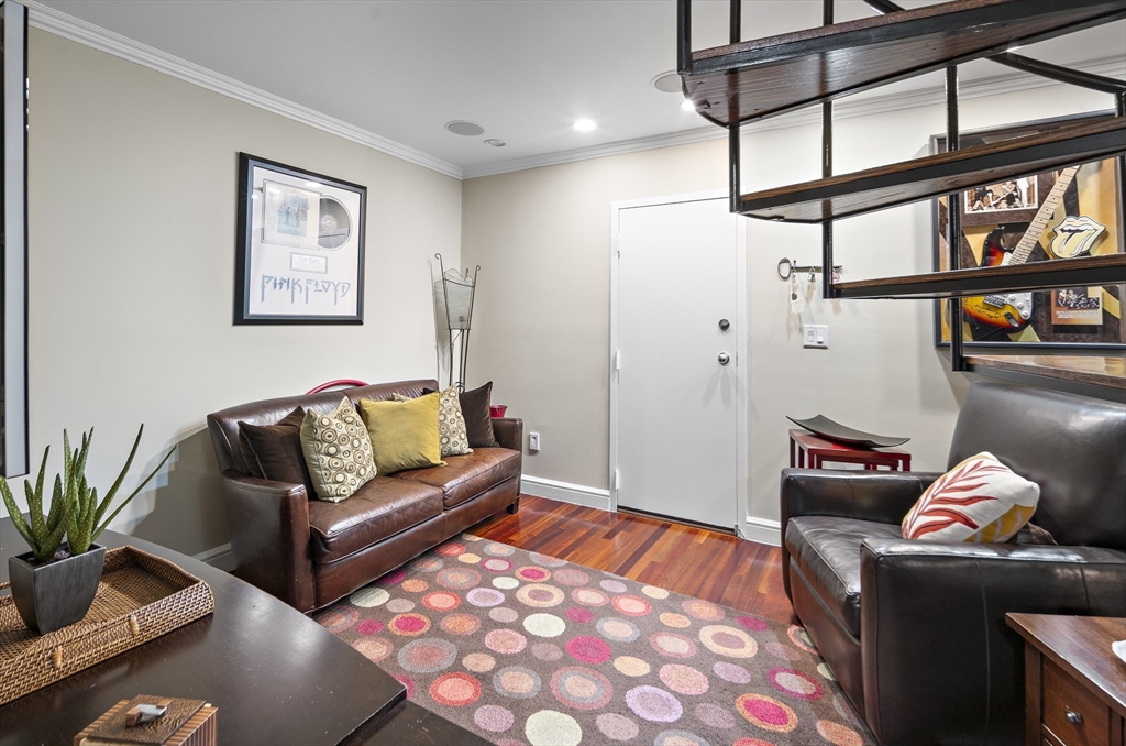 2 bed, 1 bath apartment for rent at 296 Commonwealth Ave Unit 1, Back Bay — photo 10 of 15