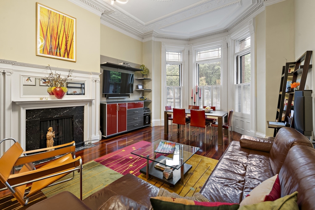 2 bed, 1 bath apartment for rent at 296 Commonwealth Ave Unit 1, Back Bay — photo 4 of 15