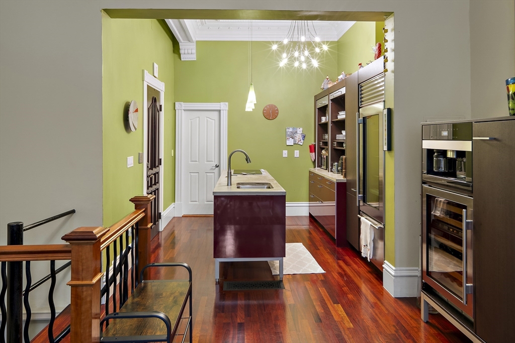 2 bed, 1 bath apartment for rent at 296 Commonwealth Ave Unit 1, Back Bay — photo 6 of 15