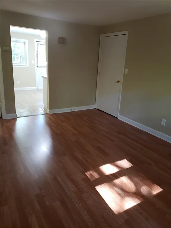 2 bed, 1 bath apartment for rent at 296 Emerson Ave Unit 4, Hampstead — photo 13 of 18