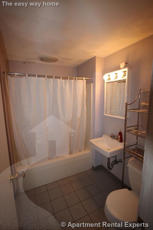 3 bed, 1 bath apartment for rent at 296 Highland Ave Unit 3, Davis Square — photo 9 of 9