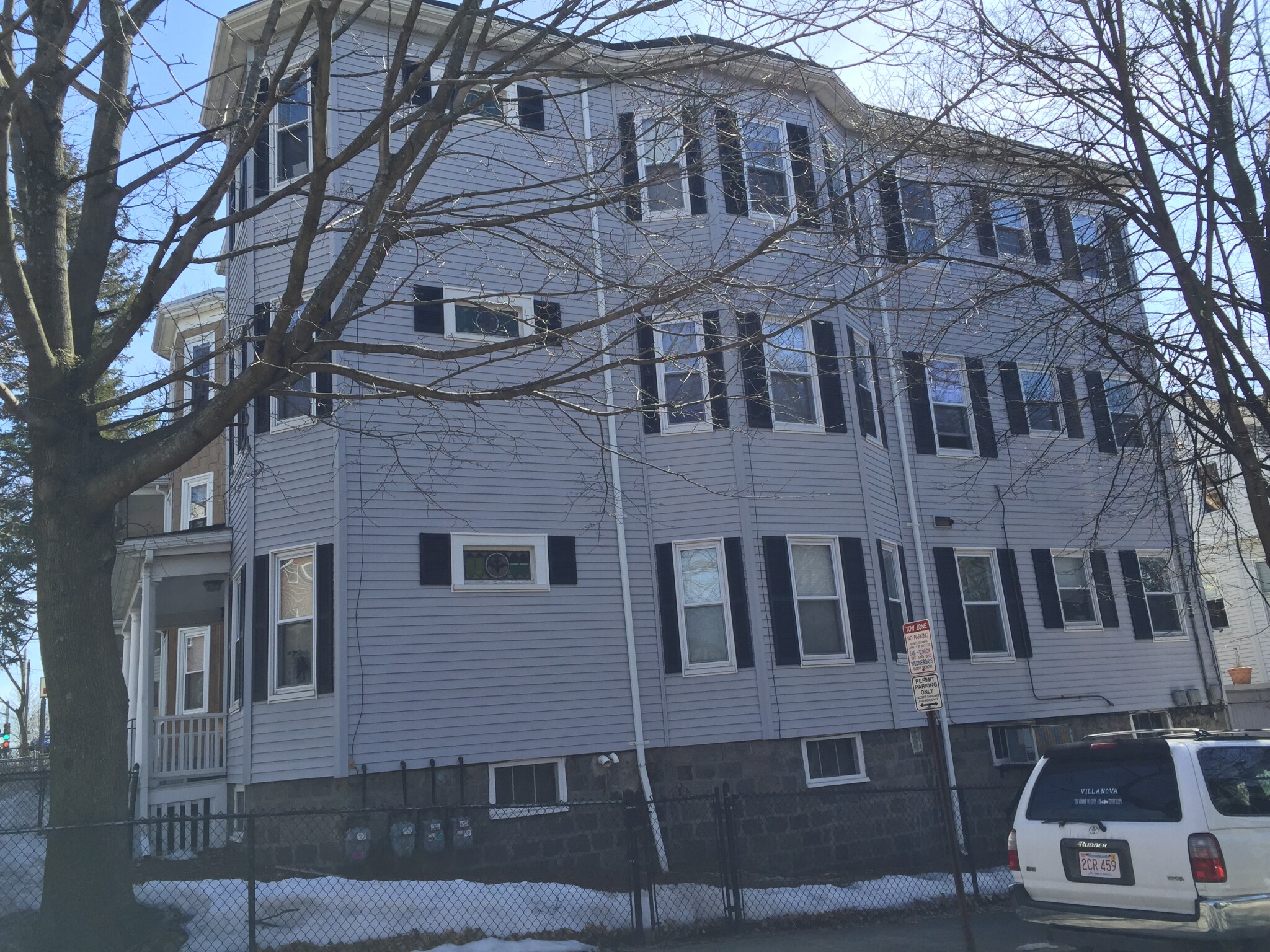 3 bed, 1 bath apartment for rent at 296 Highland Ave Unit C, Davis Square — photo 7 of 15