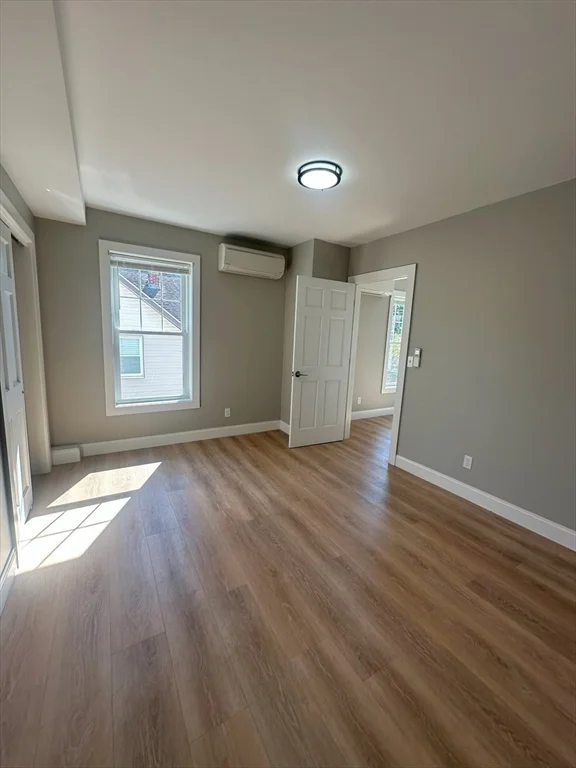 1 bed, 1 bath apartment for rent at 296 Main St Unit 2A, Oxford — photo 4 of 4