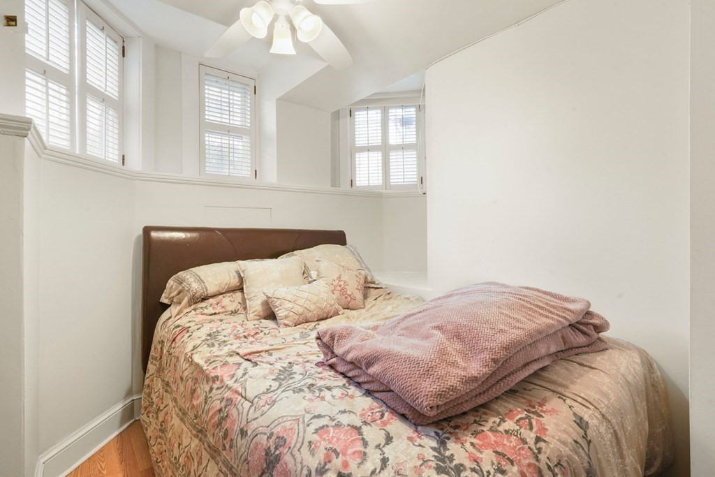 2 bed, 1 bath apartment for rent at 296 Marlborough St Unit 1, Back Bay — photo 9 of 23