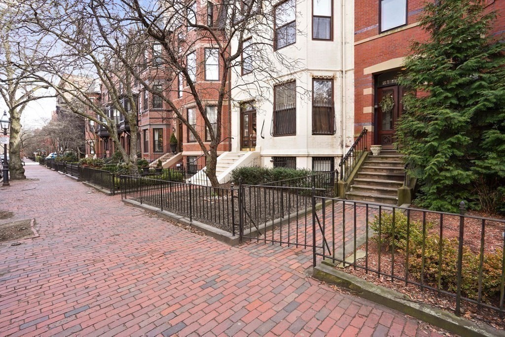 2 bed, 1 bath apartment for rent at 296 Marlborough St Unit 1, Back Bay — photo 22 of 23