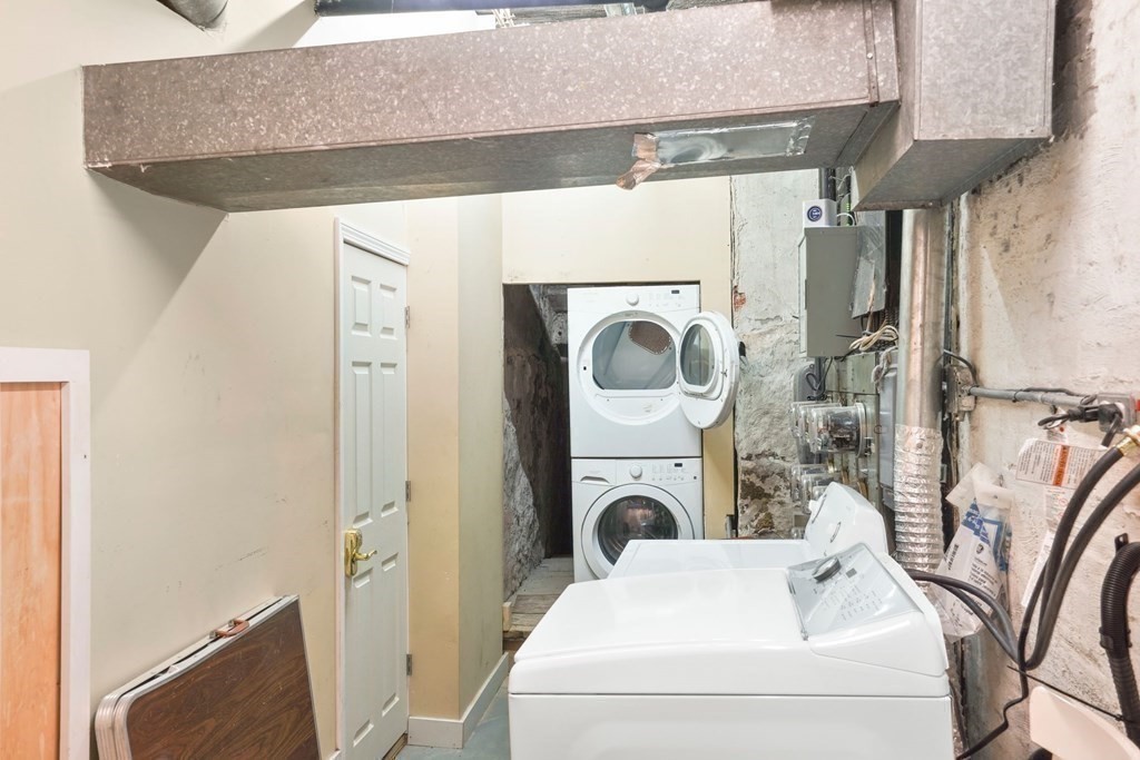 2 bed, 1 bath apartment for rent at 296 Marlborough St Unit 1, Back Bay — photo 19 of 23