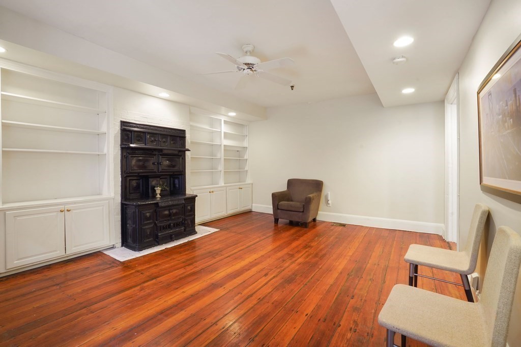 2 bed, 1 bath apartment for rent at 296 Marlborough St Unit 1, Back Bay — photo 4 of 23