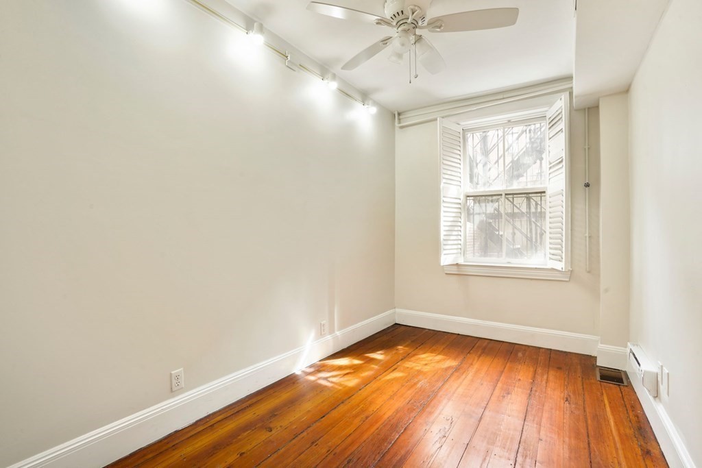2 bed, 1 bath apartment for rent at 296 Marlborough St Unit 1, Back Bay — photo 5 of 23
