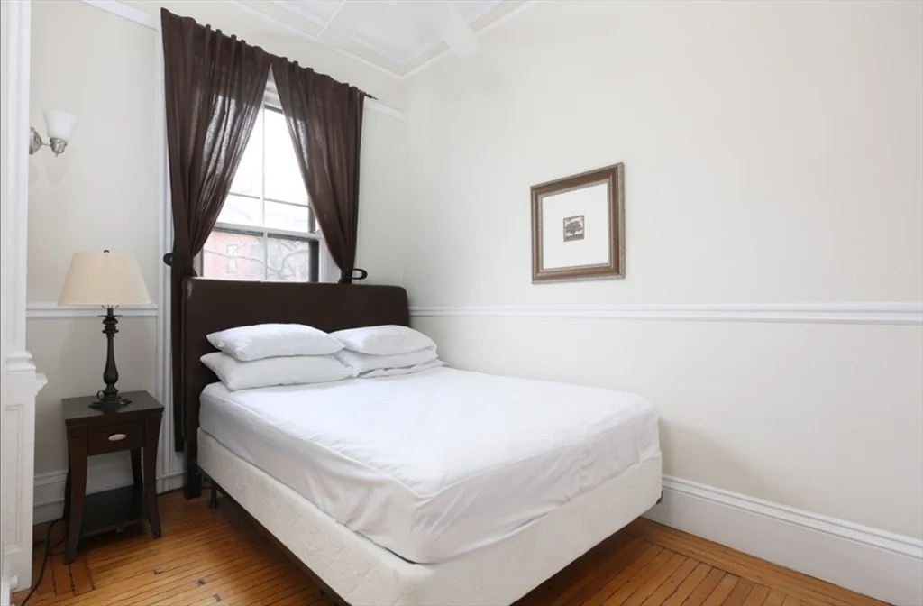 1 bed, 1 bath apartment for rent at 296 Marlborough St Unit 4, Back Bay — photo 3 of 4