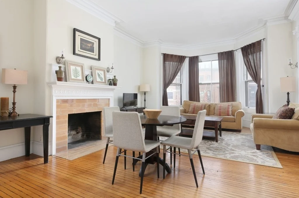 1 bed, 1 bath apartment for rent at 296 Marlborough St Unit 4, Back Bay — photo 1 of 4