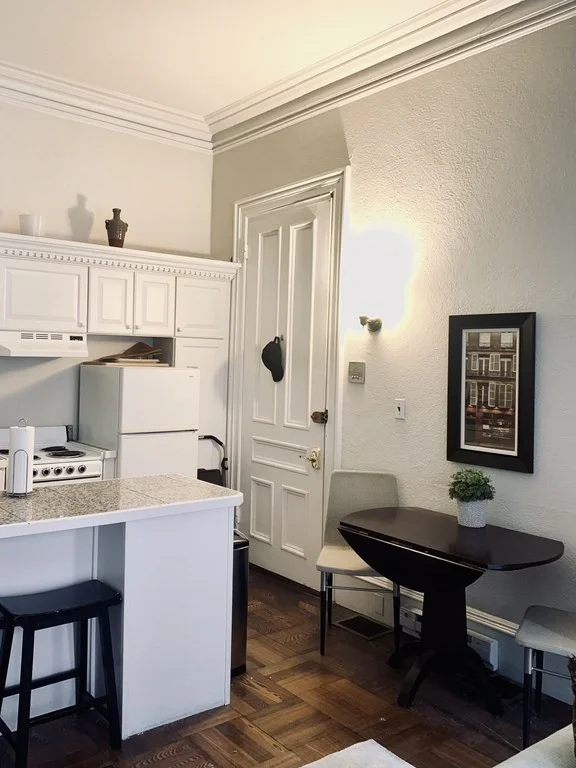 1 bed, 1 bath apartment for rent at 296 Marlborough Unit 3, Back Bay — photo 3 of 21