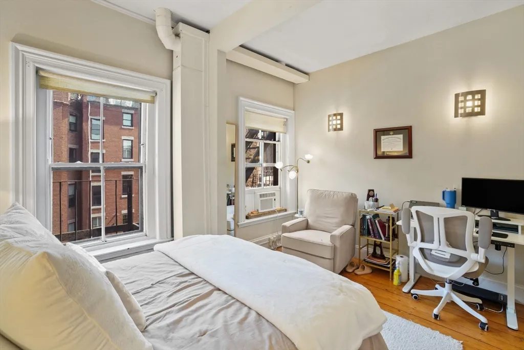 3 bed, 1 bath apartment for rent at 296 Marlborough Unit 6, Back Bay — photo 16 of 23