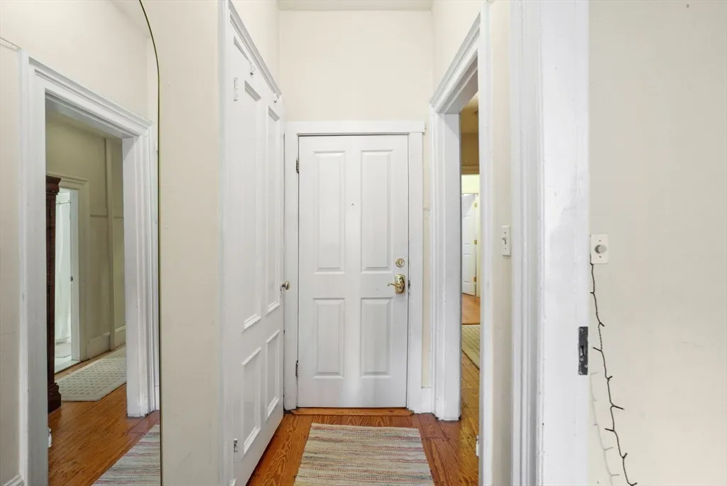 3 bed, 1 bath apartment for rent at 296 Marlborough Unit 6, Back Bay — photo 13 of 23