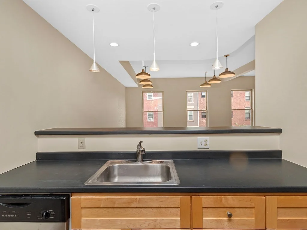 1 bed, 1 bath apartment for rent at 296 Meridian St Unit 2, East Boston — photo 8 of 8