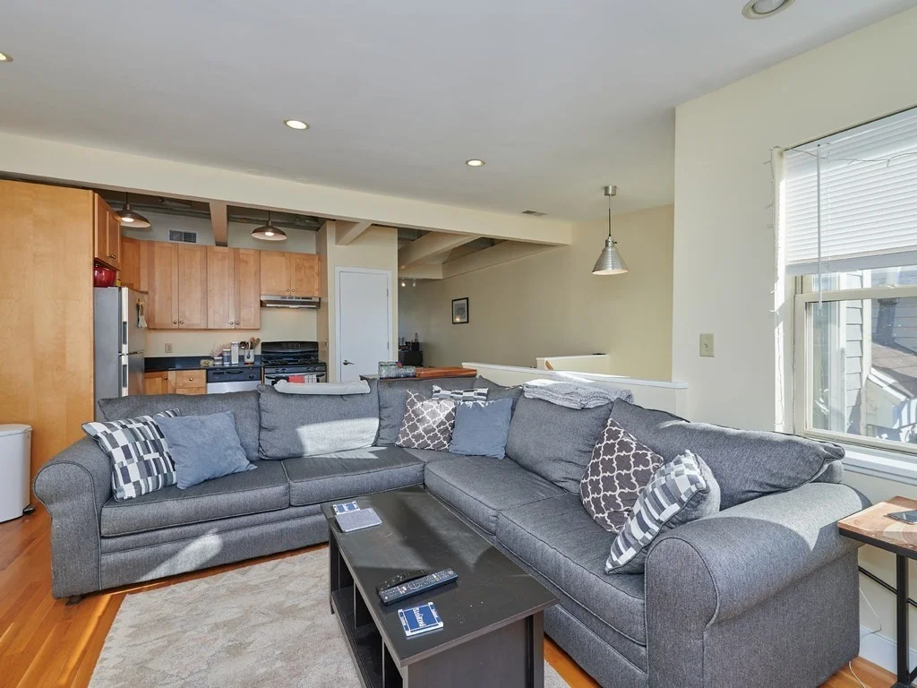 1 bed, 1 bath apartment for rent at 296 Meridian St Unit 3R, East Boston — photo 2 of 11