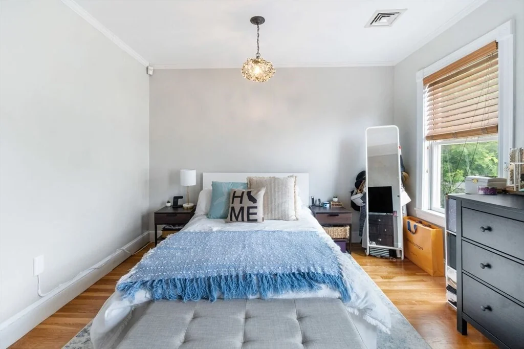 1 bed, 1 bath apartment for rent at 296 W 3rd Unit 2, South Boston — photo 9 of 15