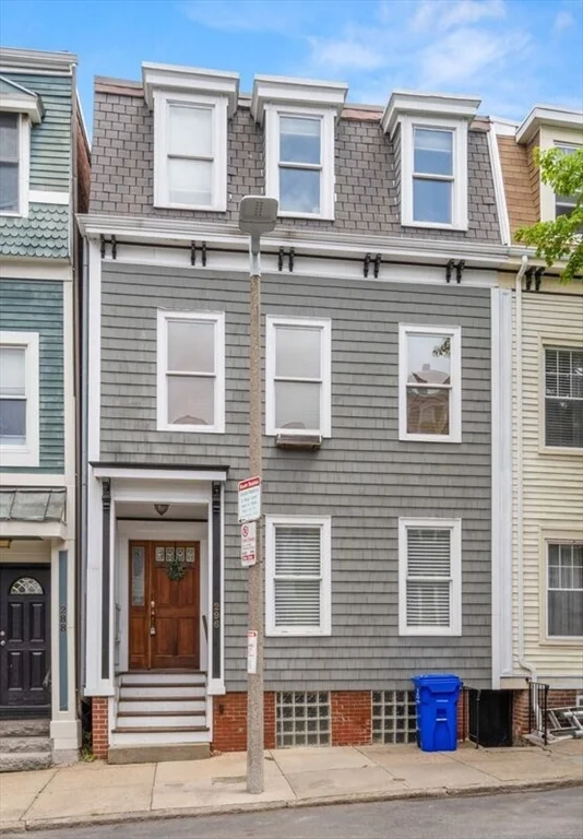 1 bed, 1 bath apartment for rent at 296 W 3rd Unit 2, South Boston — photo 12 of 15
