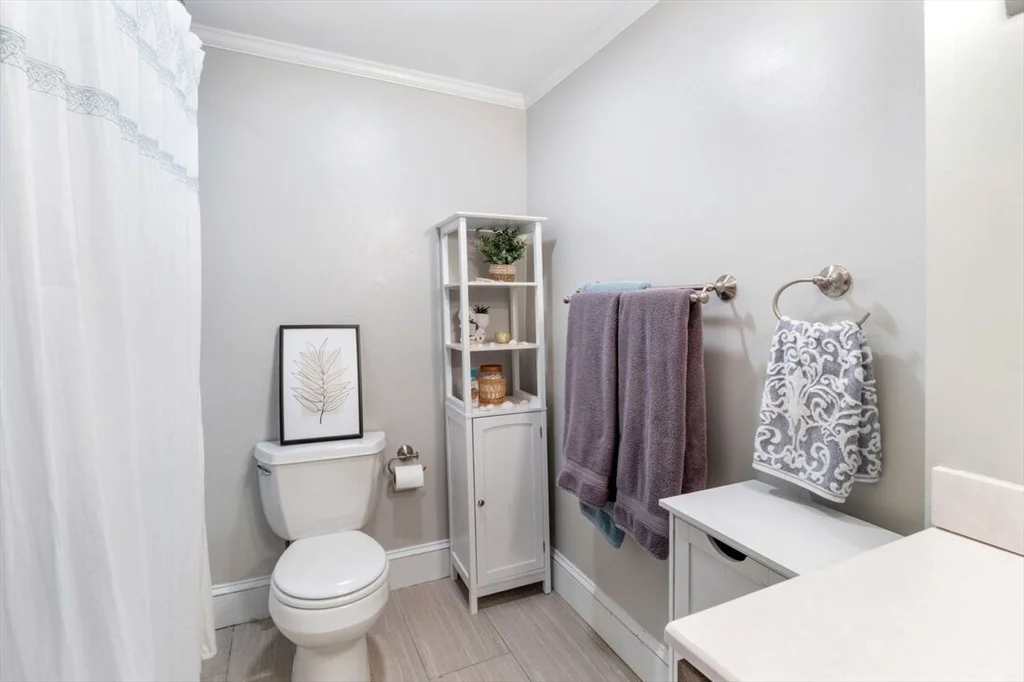 1 bed, 1 bath apartment for rent at 296 W 3rd Unit 2, South Boston — photo 6 of 15