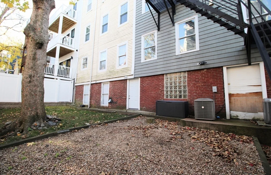 1 bed, 1 bath apartment for rent at 296 West 3rd Unit U1, South Boston — photo 14 of 22