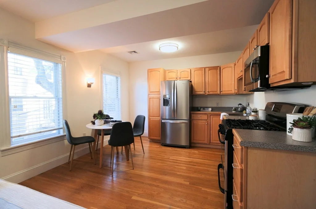 1 bed, 1 bath apartment for rent at 296 West 3rd Unit U1, South Boston — photo 4 of 22
