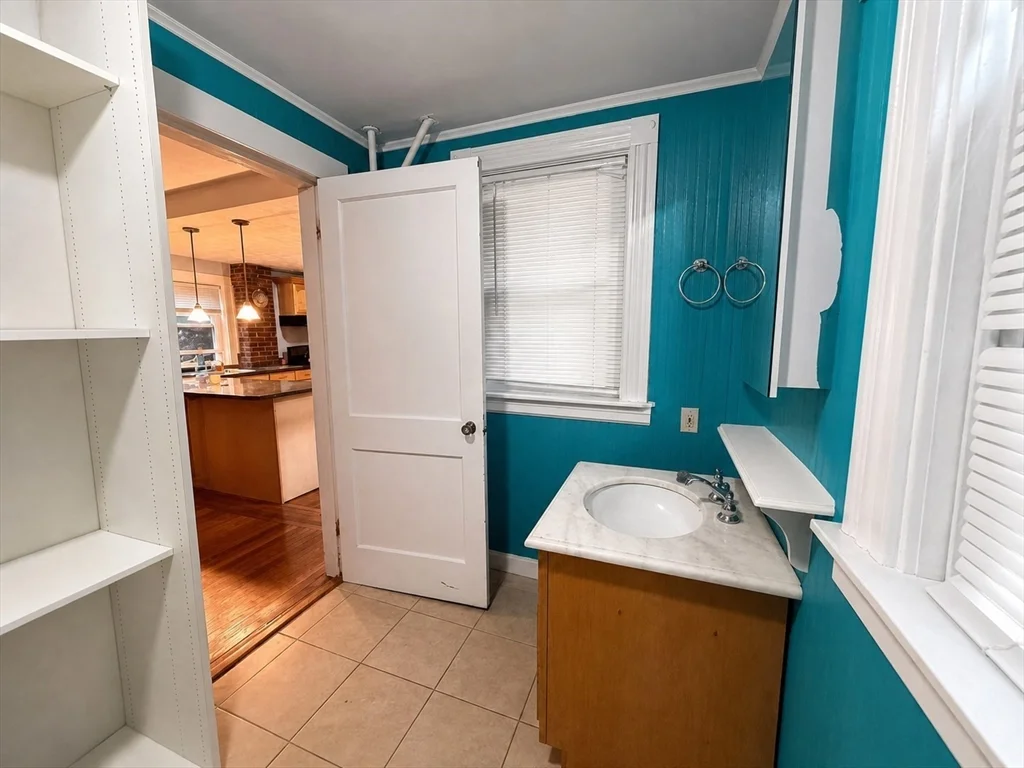 2 bed, 1 bath apartment for rent at 296 West 5th St Unit 1, South Boston — photo 21 of 25