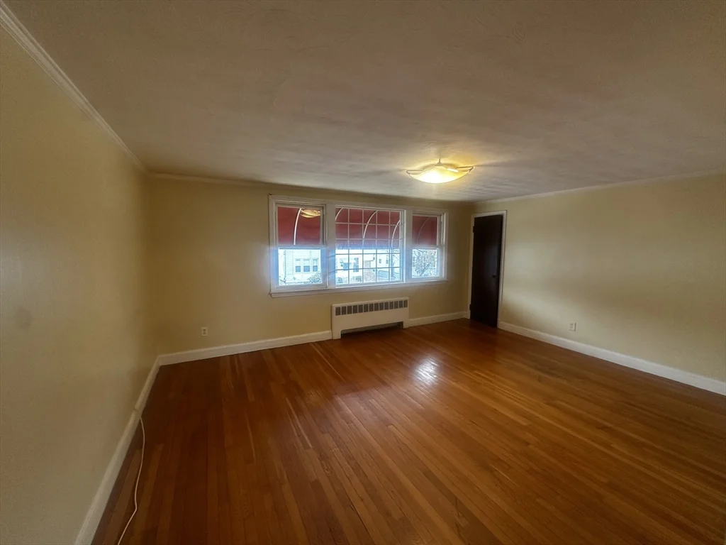 3 bed, 1 bath apartment for rent at 296 Wood Ave Unit 2, Hyde Park — photo 3 of 10