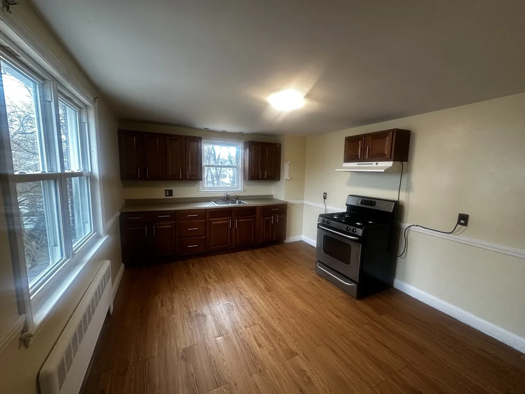 3 bed, 1 bath apartment for rent at 296 Wood Ave Unit 2, Hyde Park — photo 6 of 10